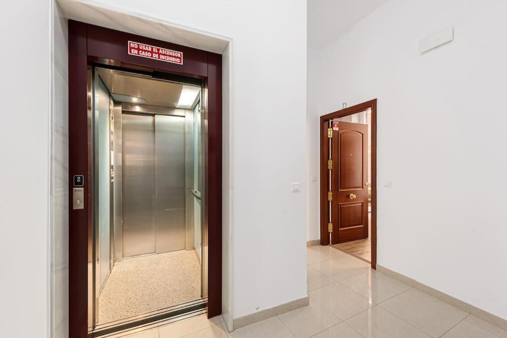 Pineapple Azucena 4 Apartment Malaga